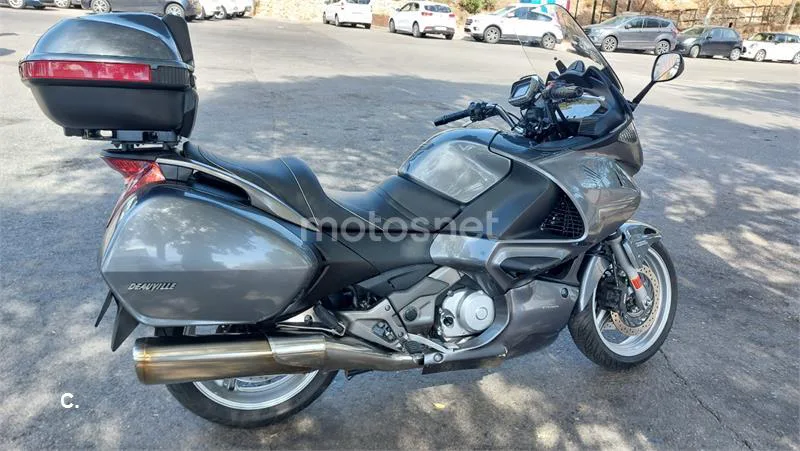 Honda NT 700 Deauville – Vista 42