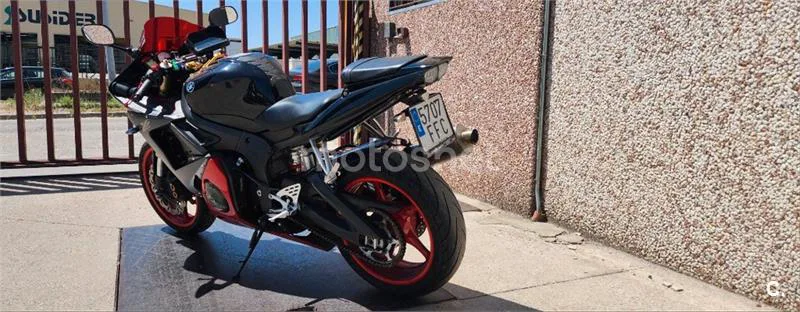 Yamaha R6 – Vista 4