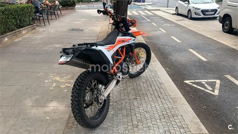 KTM 690 Enduro R – Vista 20