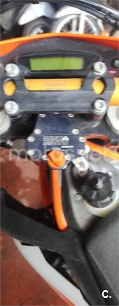 KTM 690 Enduro R – Vista 9