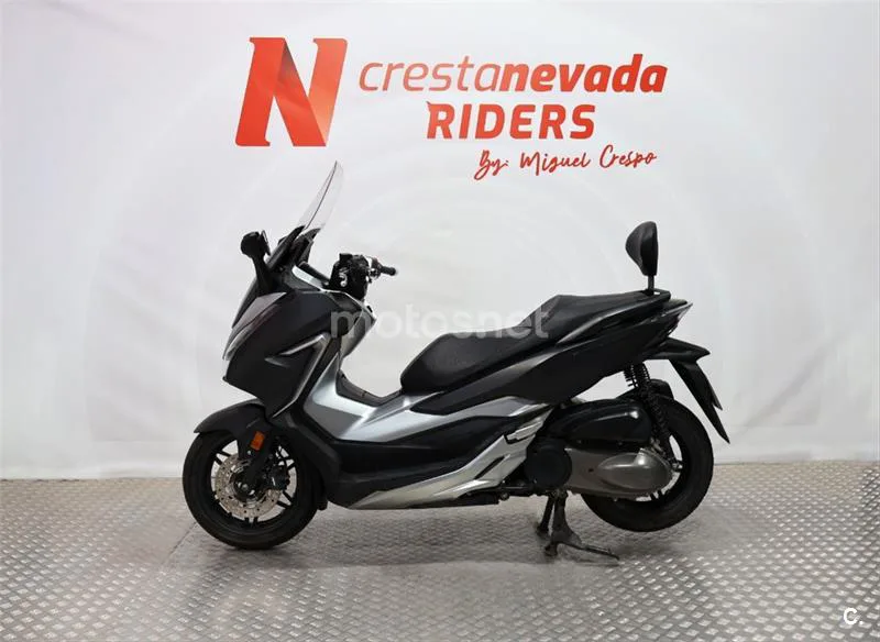Honda Forza – Vista 3