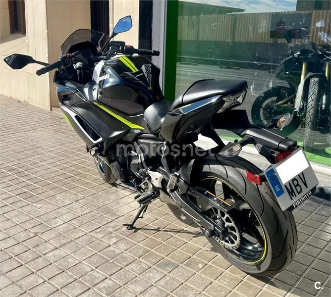 Kawasaki Ninja 650 – Vista 3