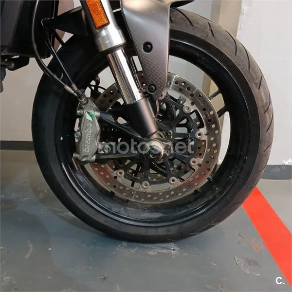 Ducati Monster 821 – Vista 13