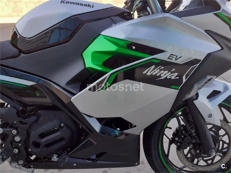 Kawasaki Ninja e-1 – Vista 13