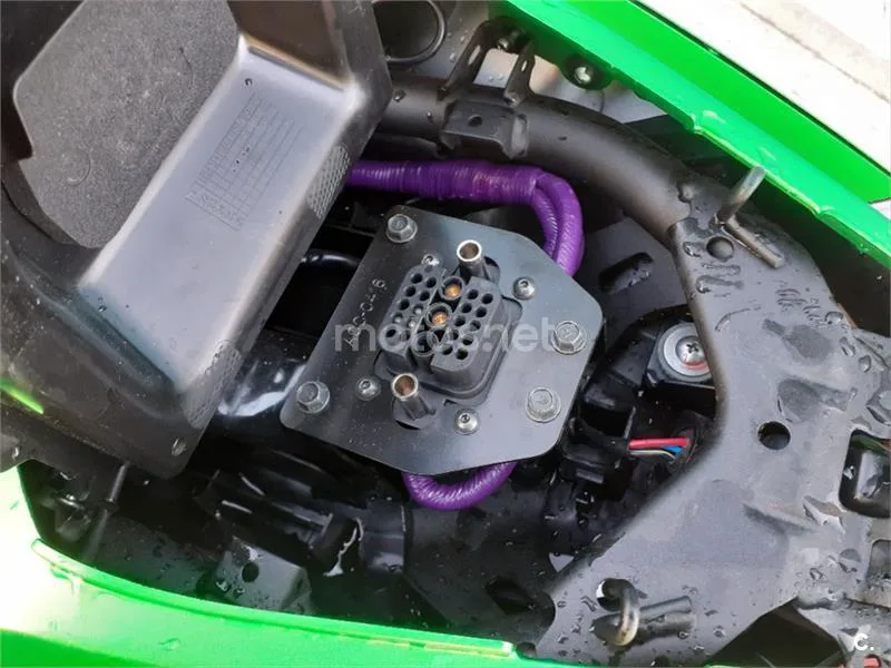 Kawasaki Ninja e-1 – Vista 18