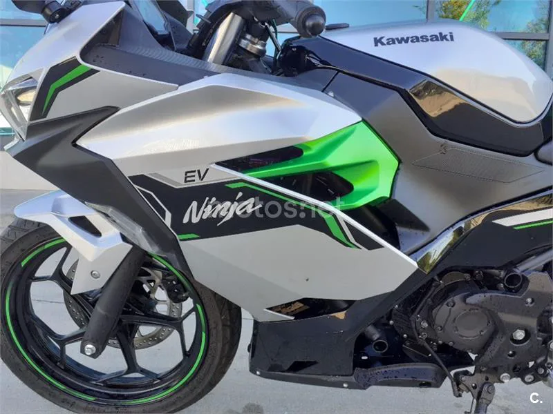Kawasaki Ninja e-1 – Vista 10