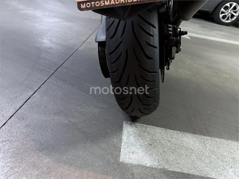 Yamaha TMAX 560 – Vista 3