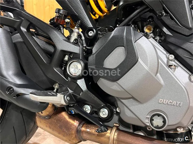 Ducati Monster – Vista 16