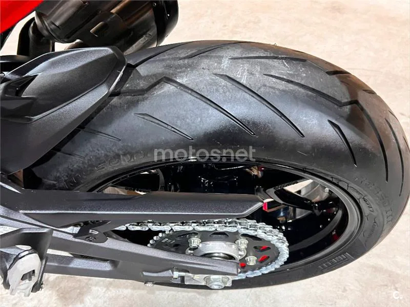 Ducati Monster – Vista 49