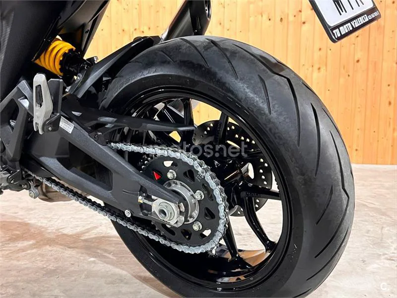Ducati Monster – Vista 51