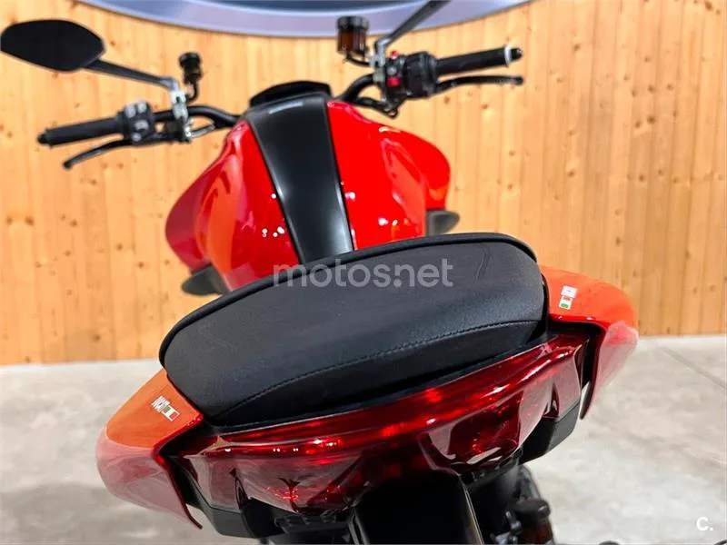 Ducati Monster – Vista 60