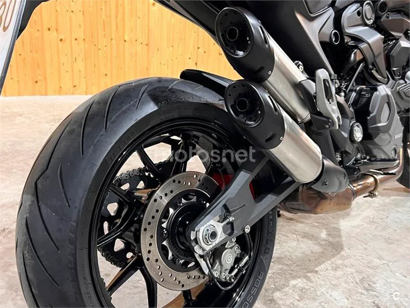 Ducati Monster – Vista 61