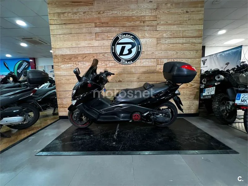 Yamaha TMAX 500 – Vista 19