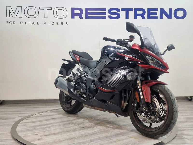 Kawasaki Ninja 1000 SX – Vista 6