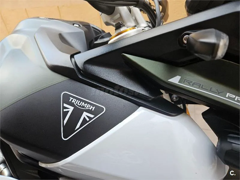 Triumph Tiger 900 – Vista 2