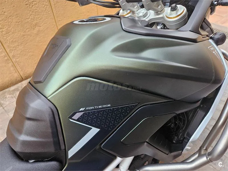 Triumph Tiger 900 – Vista 3