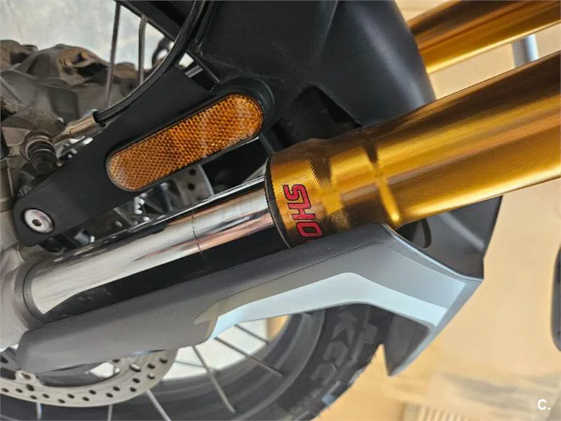 Triumph Tiger 900 – Vista 7