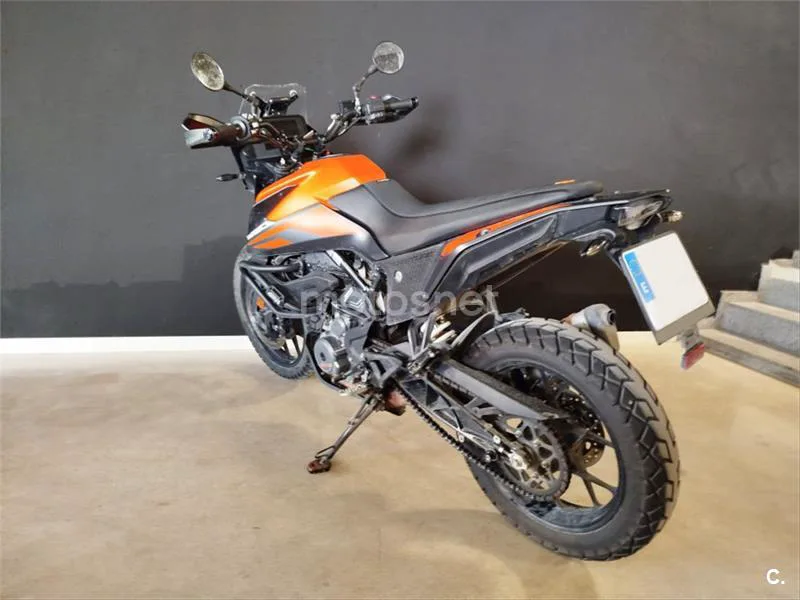 KTM 390 – Vista 7