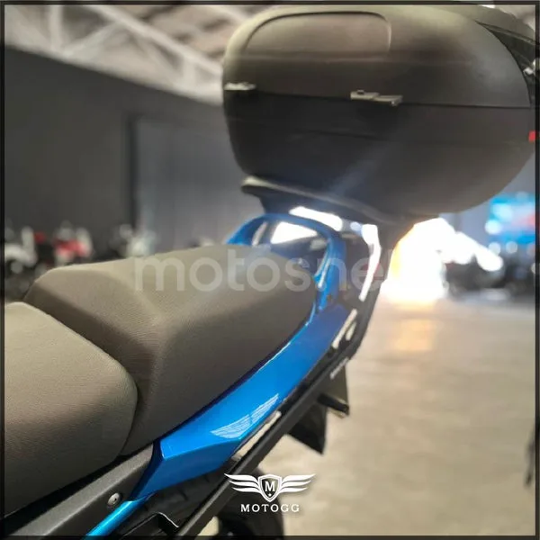 Suzuki Bandit 650 S – Vista 8
