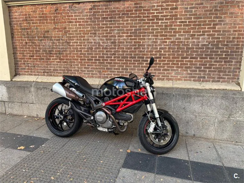 Ducati Monster 796 – Vista 5