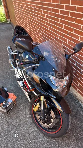 Suzuki GSX R600 – Vista 2