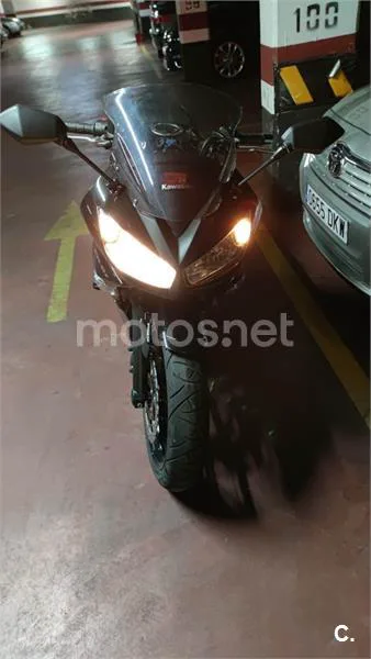 Kawasaki ER-6F – Vista 8