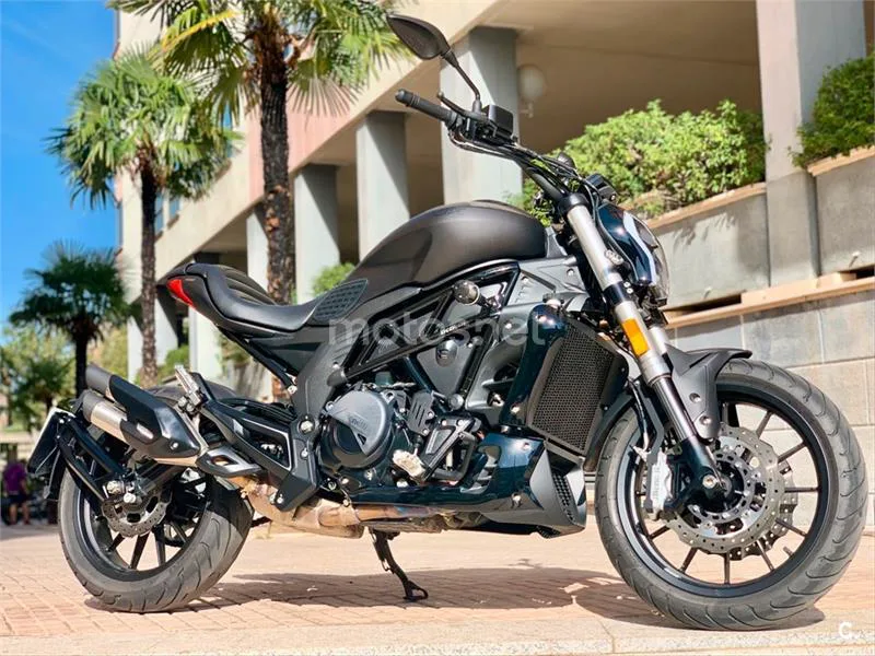 Benelli 502 C – Vista 32