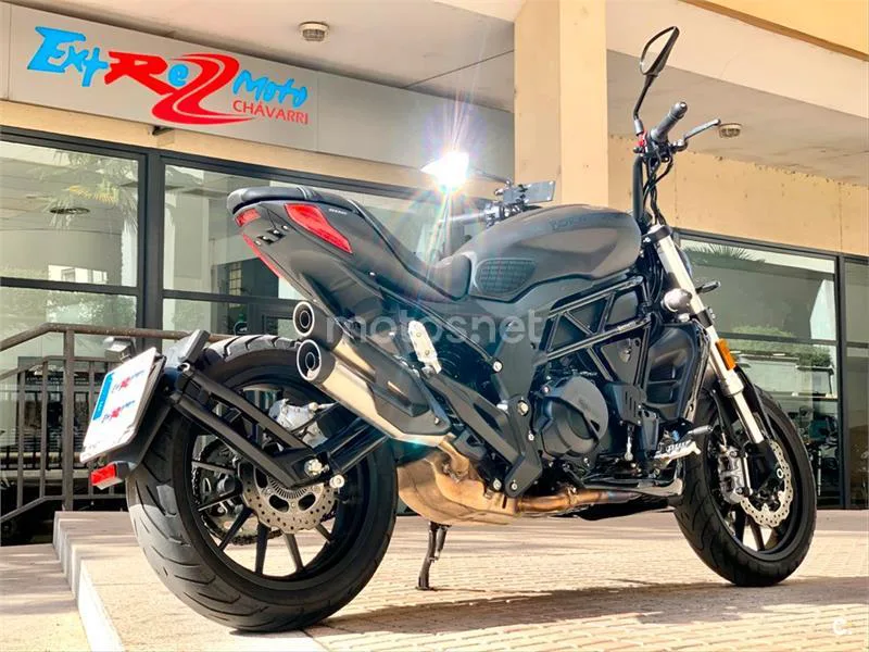 Benelli 502 C – Vista 6