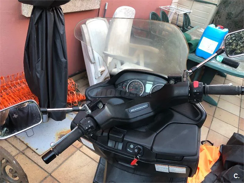 Suzuki Burgman 400 – Vista 4