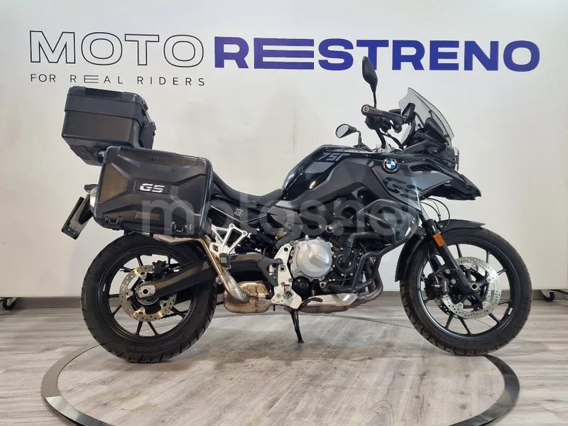 BMW F 750 GS – Vista 7