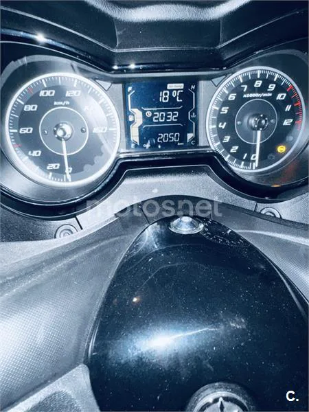 Yamaha XMAX 125 – Vista 3