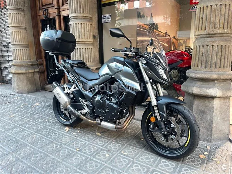 Honda CB 750 Hornet – Vista 8