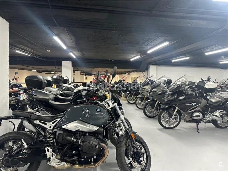 BMW F 900 R – Vista 16