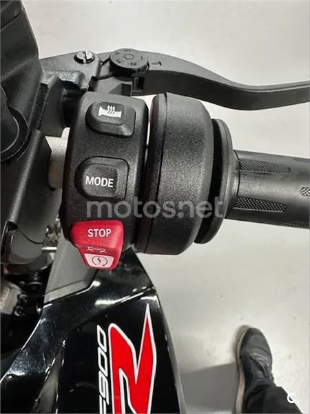 BMW F 900 R – Vista 8