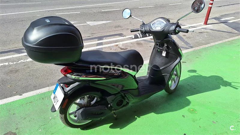 Piaggio LIBERTY – Vista 3