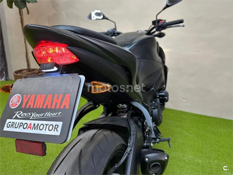 Suzuki GSX-S – Vista 9