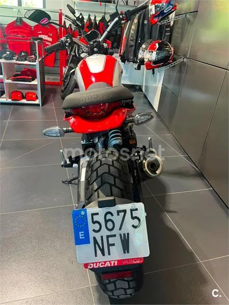 Ducati Scrambler – Vista 6
