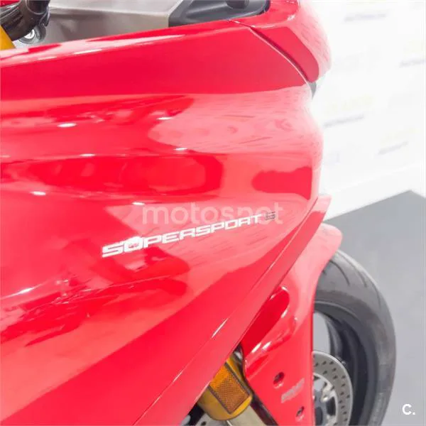 Ducati SuperSport – Vista 23