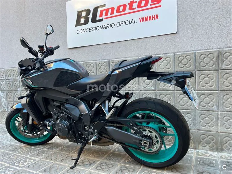 Yamaha MT-09 – Vista 3