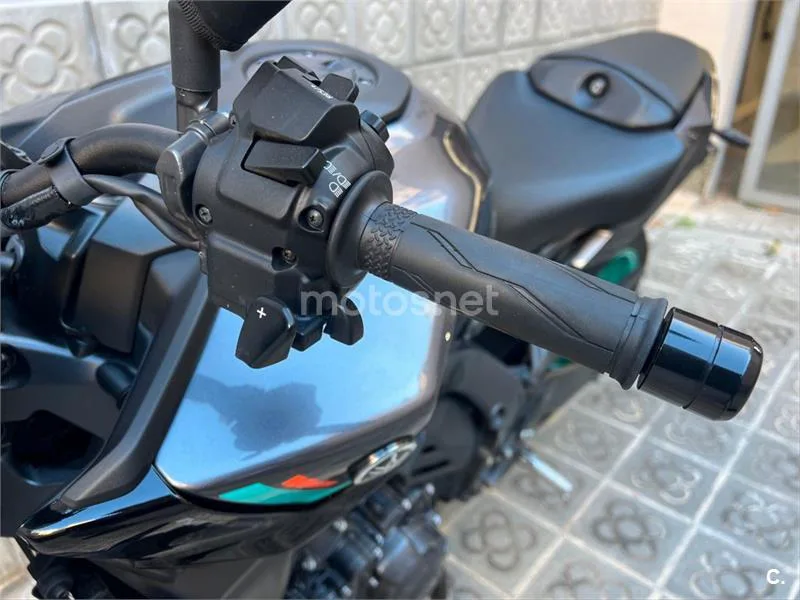 Yamaha MT-09 – Vista 5