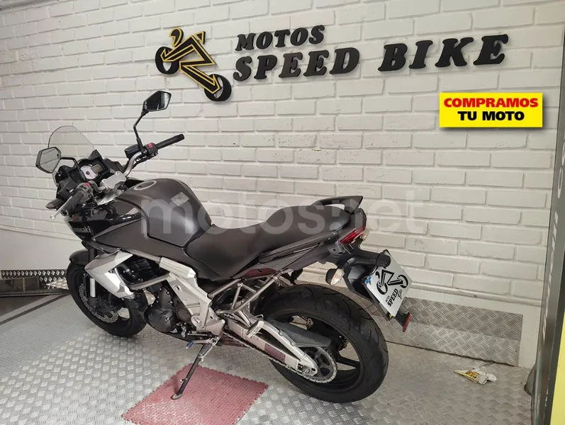 Kawasaki Versys 650 – Vista 12
