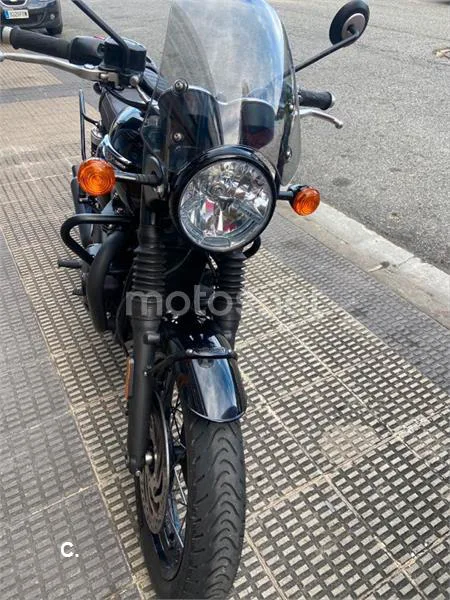 Triumph Bonneville T120 – Vista 3