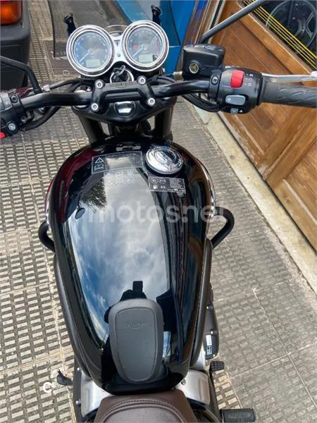 Triumph Bonneville T120 – Vista 5