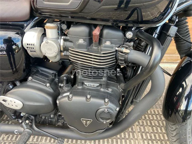 Triumph Bonneville T120 – Vista 6