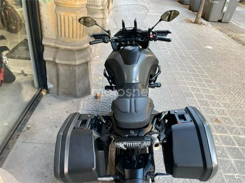 Yamaha Tracer 7 – Vista 19