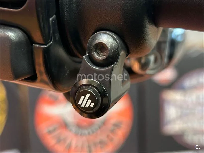 Harley-Davidson Fat Bob – Vista 12