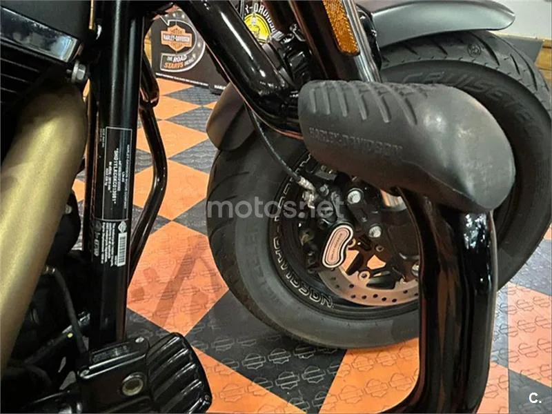 Harley-Davidson Fat Bob – Vista 3