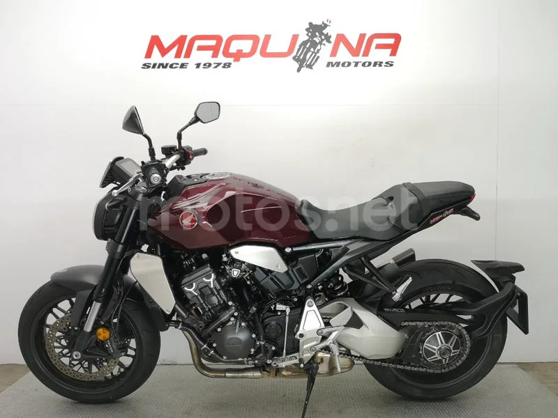 Honda CB 1000R – Vista 12