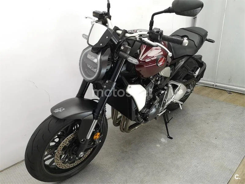 Honda CB 1000R – Vista 14