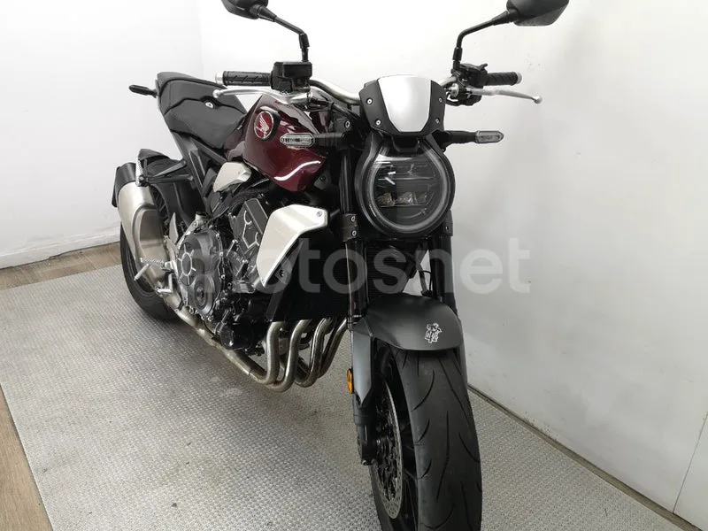 Honda CB 1000R – Vista 3